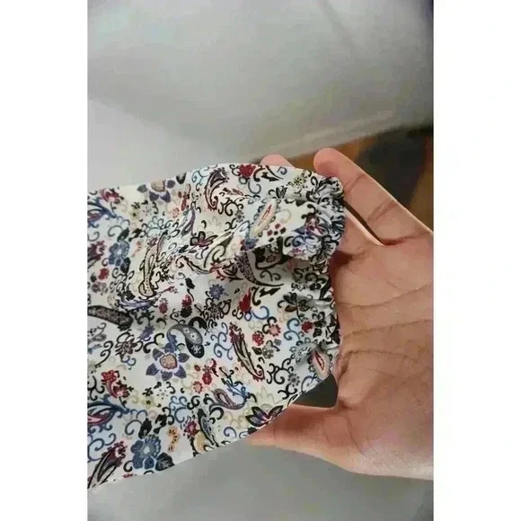 Collective Concepts Paisley Floral Blouse, Size MP - Picture 7 of 14
